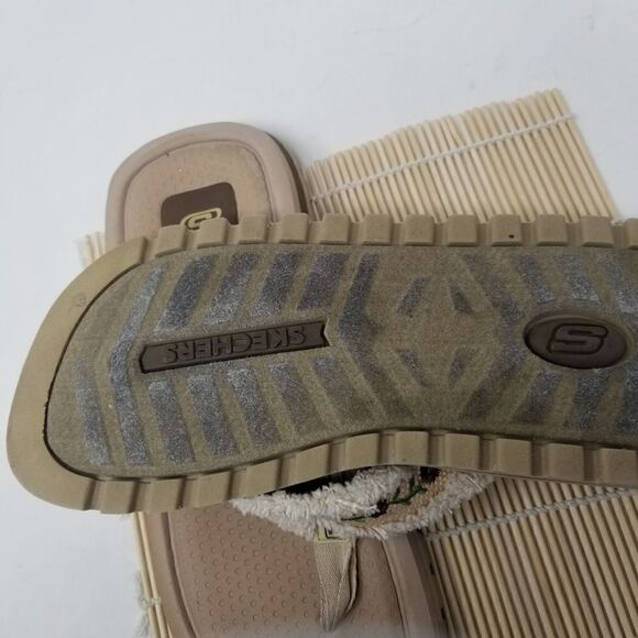 Skechers Tan Embroidered Sandals. - Picture 3 of 14